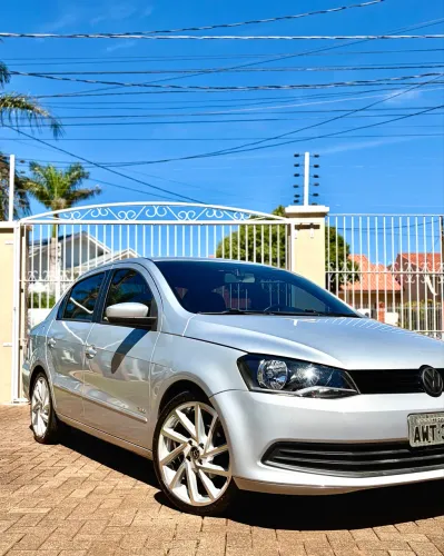 Volkswagen Voyage 1.0/1.0 City MI Total Flex 8V 4P 2013