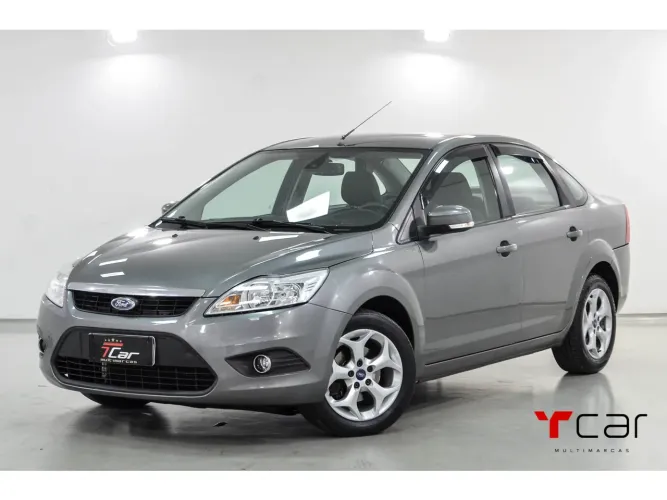 Ford Focus 2.0 16v/ 2.0 16V Flex 5P 2013