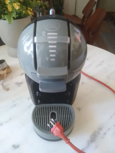 Cafeteira Mini Me Dolce Gusto Automática