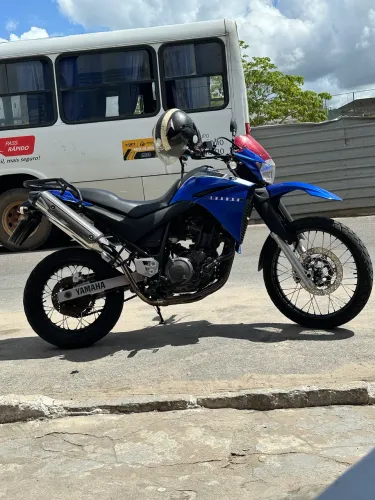 Xt muito nova moto de colecionador 