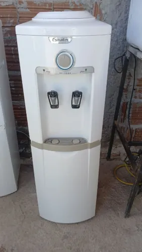 Gelagua/Bebedouro Esmaltec