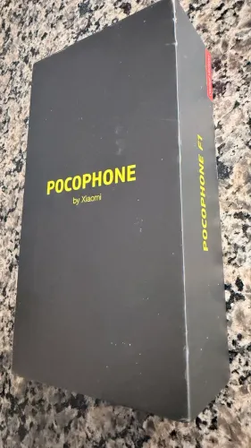 Celular Xiaomi Pocophone F1