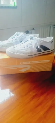 Tênis Rainha Vl2500 Futsal Capoeira Vôlei Corrida