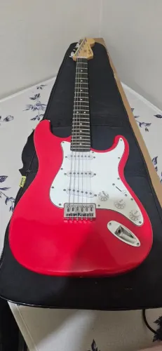 Guitarra elétrica Squier Stratocaster