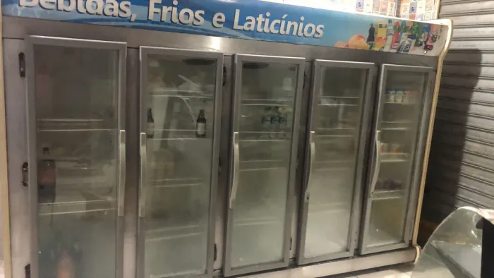 Geladeira fricon 5 portas