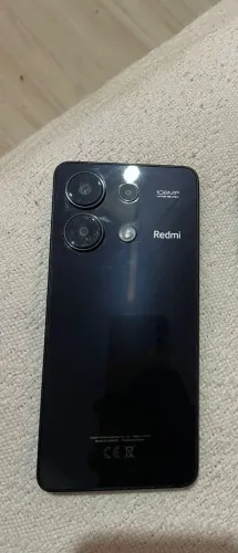 Celular novo, sem marca de uso