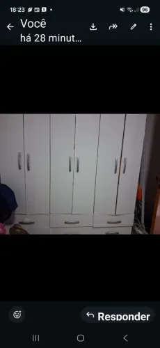 Vendo guarda roupa de casal quero 200 reais semi novo quero 200reais motivo mudança?