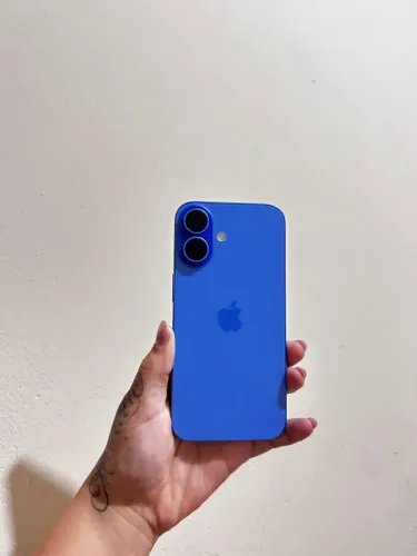 iPhone 16 c caixa