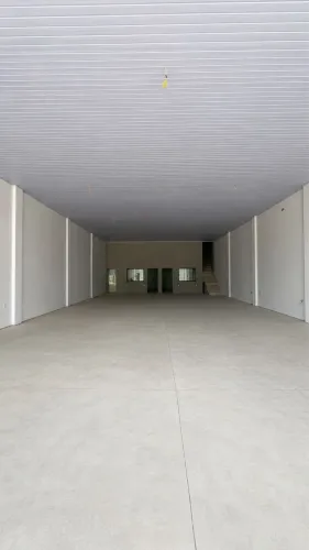 ALUGA-SE galpão bem localizado Cidade jardim