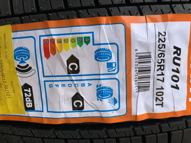 VENDO PNEU 225/65R17 NOVO COM NOTA