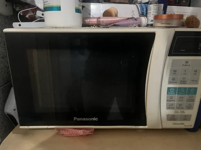 Vendo microondas semi novo