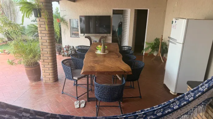 Mesa madeira maciça com 10 cadeira s