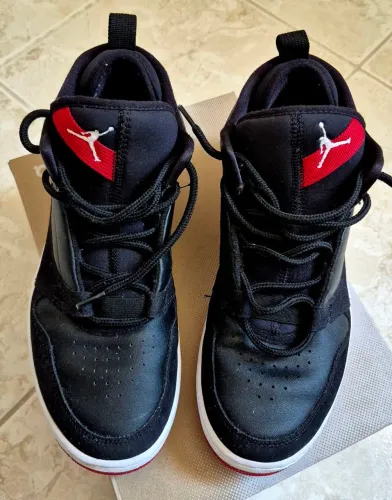 Tênis Nike Air Jordan Fadeaway n? 40