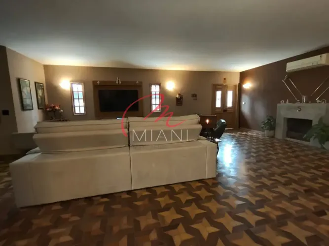 Sobrado de Alto Padrão para Locação | 450m² | 5 Suítes | Piscina | Espaço Gourmet | 6 Vaga