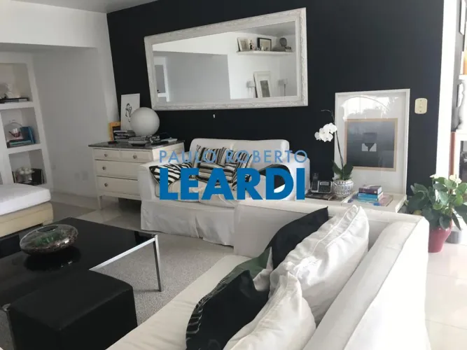 COBERTURA - VILA MADALENA - SP