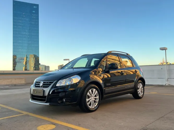 Suzuki SX4 2.0 16V 145cv 4WD 5P Mec. 2013