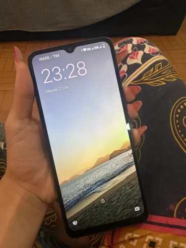 Celular nova 