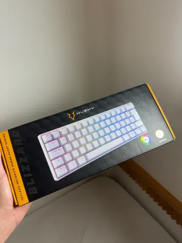 Teclado Mecânico Gamer Husky Blizzard - RGB - SWITCH RED - SEMI NOVO