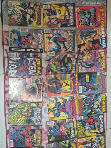 Homem-Aranha 2099 Completo - ed. Abril (1 a 39) + Simbionte 2099 + minifigure brinde