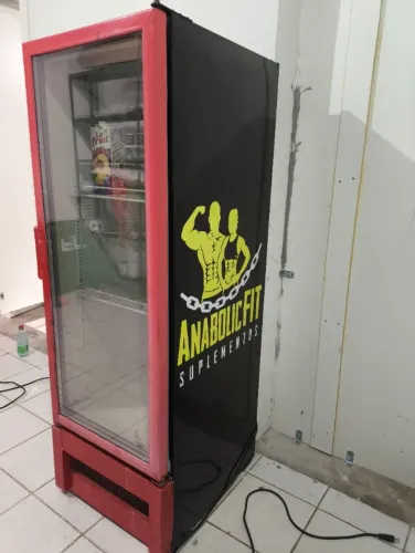 Freezer vertical expositor