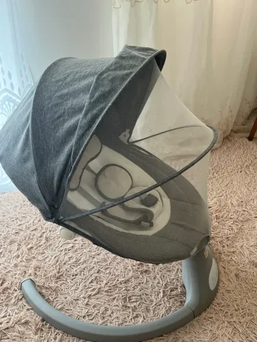 Cadeira de balanço infantil