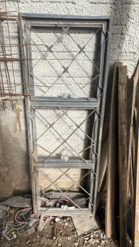 Janela ferro 50x144