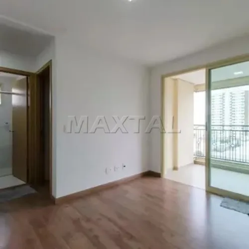 Apartamento em Santana, a 2 quadras da Estação Santana, 1 quarto, sala, cozinha, sacada e 
