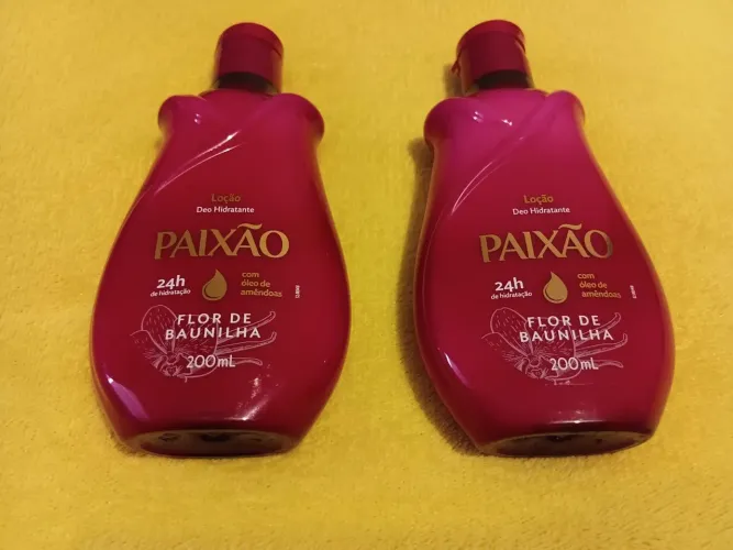 Loção hidratante Paixão com 2 unidades