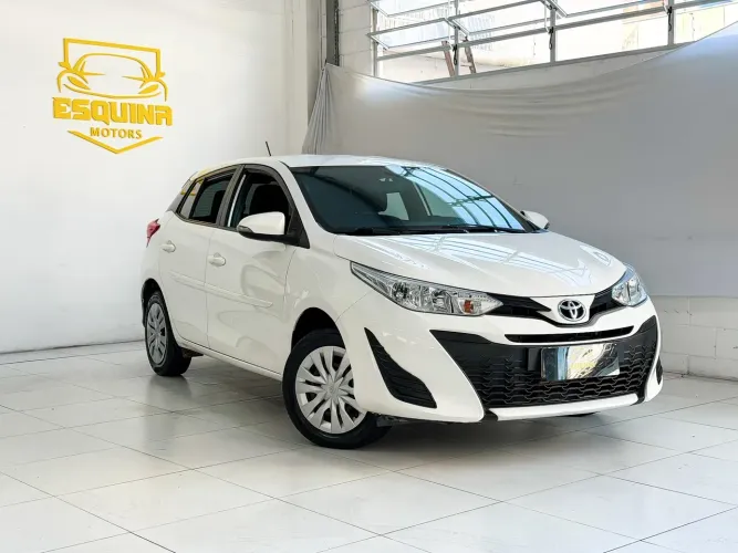 Toyota Yaris Live 1.3 Flex 16V 5P AUT 2022