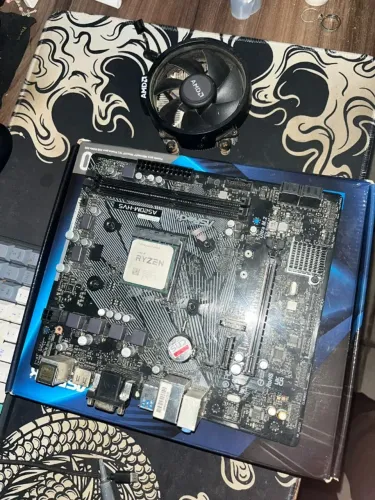 kit ryzen 3300x + a520m
