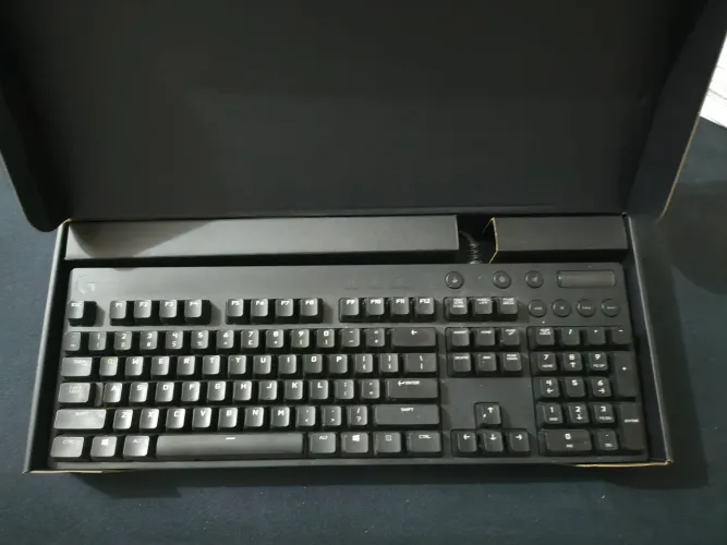 Teclado mecânico Logitech G610 Orion Brown