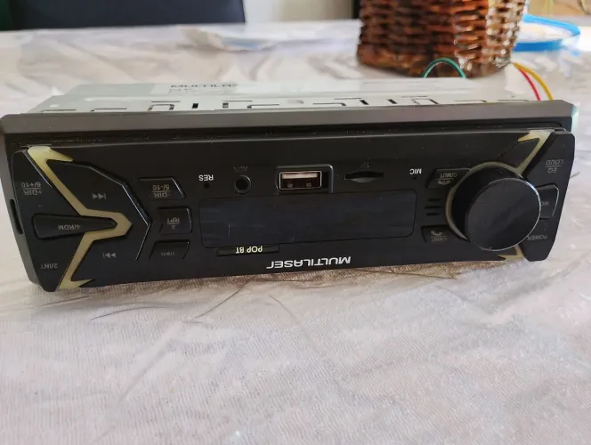 Rádio automotivo Multilaser