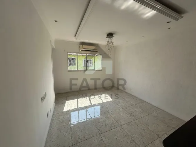 Casa em Condomínio no Bairro da Luz à Venda e Locação, Nova Iguaçu-RJ: Conforto, Segurança