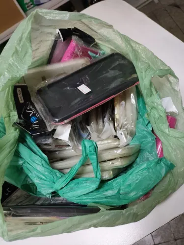 Capas e película para celular 
