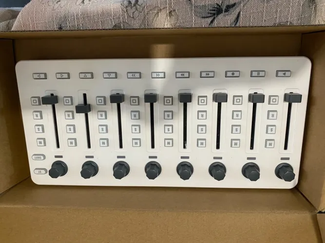 Controlador midi smc m vave