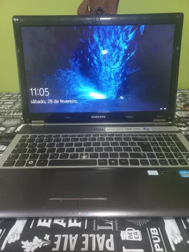 Notebook Samsung i5 8 de ram 256 Gb de ssd