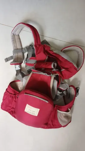 Canguru ergonômico de bebê vermelho