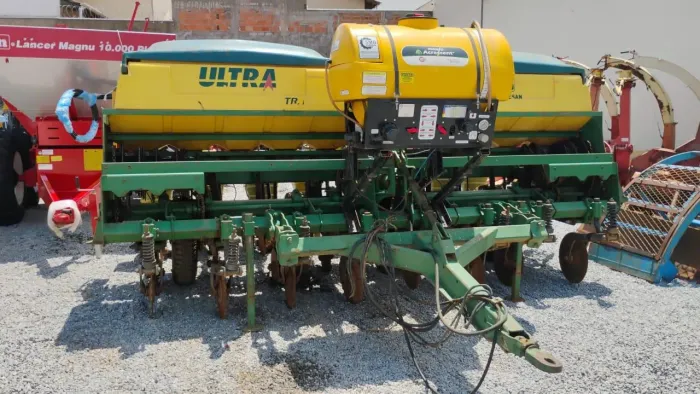 Plantadeira Tatu Ultra 