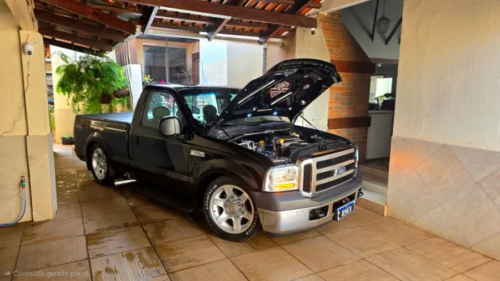 JOGO DE RODAS XLT VOLCANO ARO 20 PARA F-250 COM PNEUS GOODYEAR.