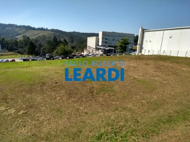 TERRENO - TAMBORÉ - SP