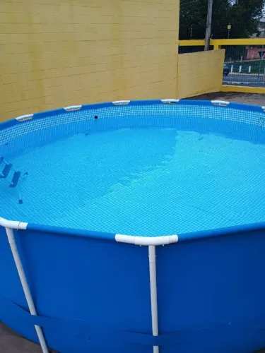 Piscina vinil Estrutura Metálica 14.800 litros 
