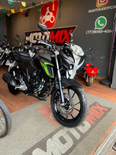 Yamaha Fazer 250 2024