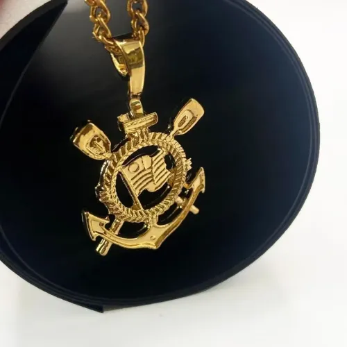 ÚLTIMA PEÇA  Time Corinthians: Corrente em aço folheado a ouro combina com óculos relógio 