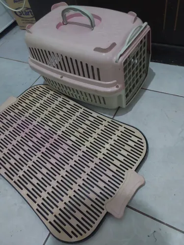 Caixa de transporte pet + tapete higiênico