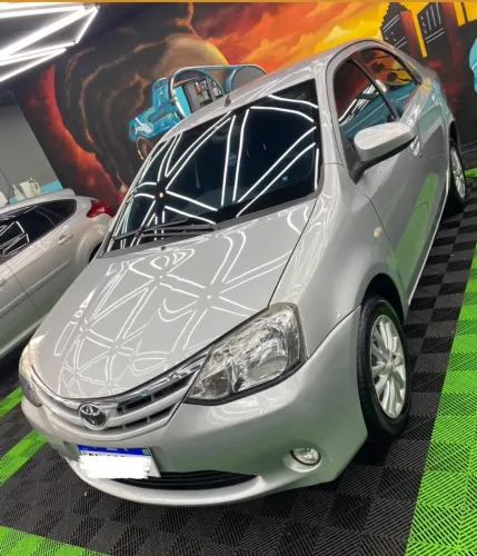 Toyota Etios XLS Sedan 1.5 Flex 16V 4P Mec. 2014