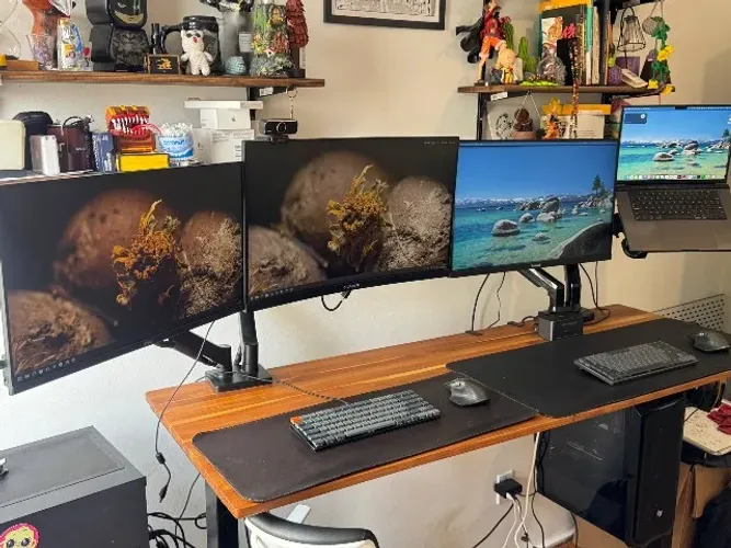 Mesa Elétrica Regulável Recrie DS2 Pro, Tampo 140x60 em Teca Maciça