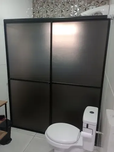 BOX EM ACRÍLICO POR APENAS 245,00 O M² METRO QUADRADO JÁ INSTALADO