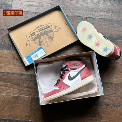 Air Jordan 1 High "Trophy Room"