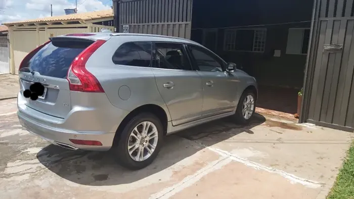 Volvo XC-60 XC 60 T-5 Dynamic 2.0 FWD Turbo Gasolina 4P AUT 2014