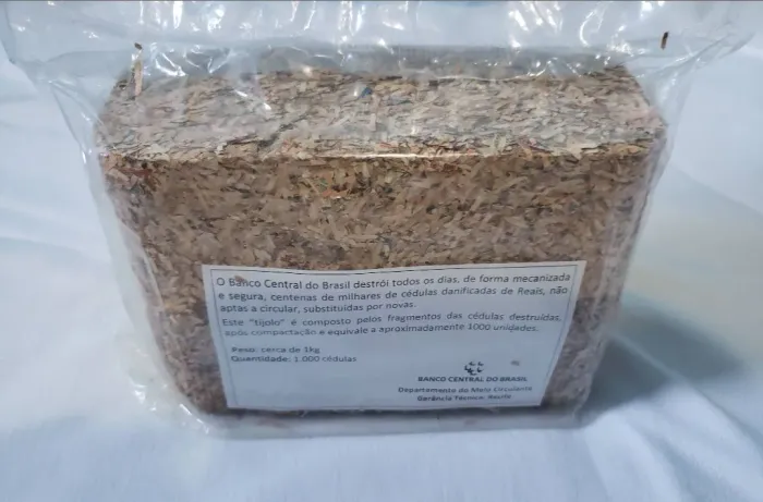 Colecionador - Barra de Cédulas picotadas.